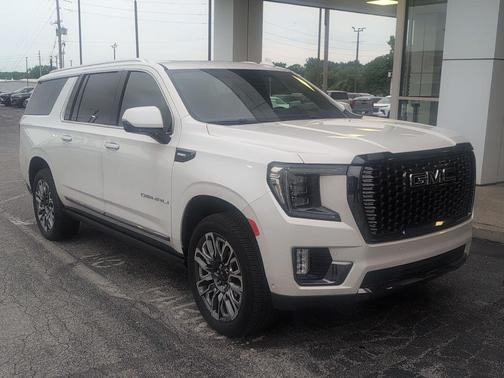 White Frost Tricoat 2024 GMC Yukon XL Denali Ultimate