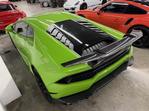 Nero Noctis 2015 Lamborghini Huracan LP610-4