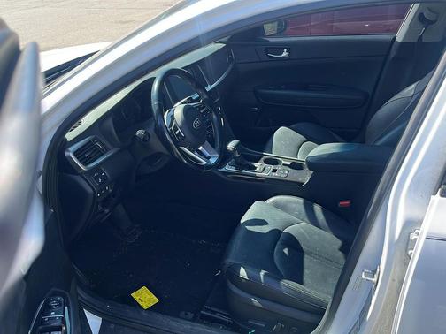 Snow White Pearl 2019 Kia Optima EX