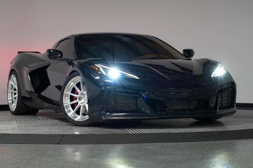 Carbon Flash Metallic 2024 Chevrolet Corvette Z06