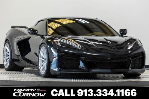 Carbon Flash Metallic 2024 Chevrolet Corvette Z06
