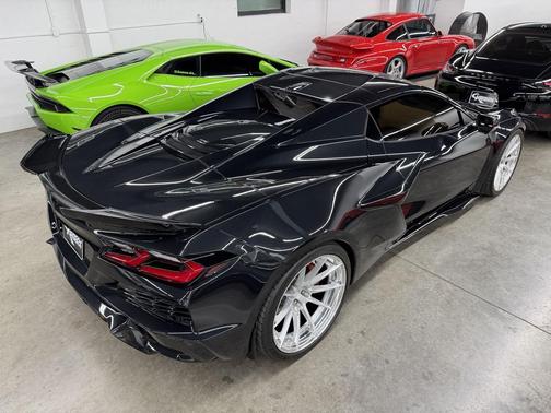 Carbon Flash Metallic 2024 Chevrolet Corvette Z06