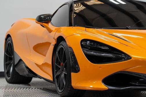 2018 McLaren 720S Base