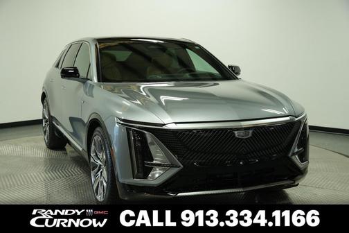 Argent Silver Metallic 2026 Cadillac LYRIQ Signature Luxury