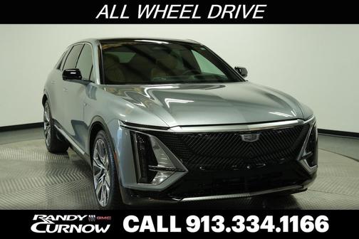 Argent Silver Metallic 2026 Cadillac LYRIQ Signature Luxury
