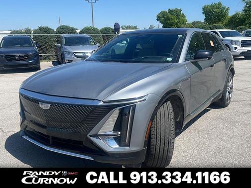 Argent Silver Metallic 2026 Cadillac LYRIQ Signature Luxury