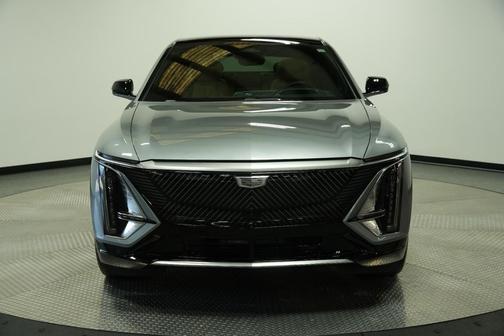 Argent Silver Metallic 2026 Cadillac LYRIQ Signature Luxury