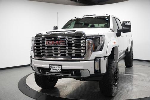 2025 GMC Sierra 2500 Denali