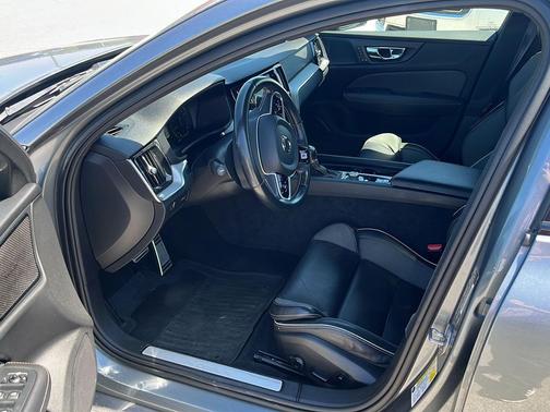 Osmium Grey Metallic 2019 Volvo S60 T5 R-Design