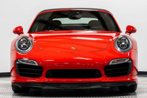 2015 Porsche 911 Turbo S