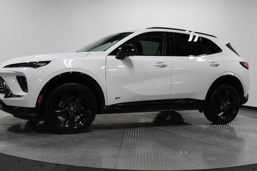 GAZ SUMMIT WHITE 2026 Buick Envision Sport Touring AWD