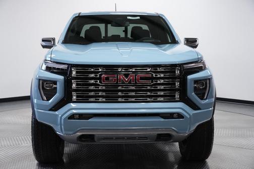 GAE GLACIER METALLIC 2026 GMC Canyon Denali