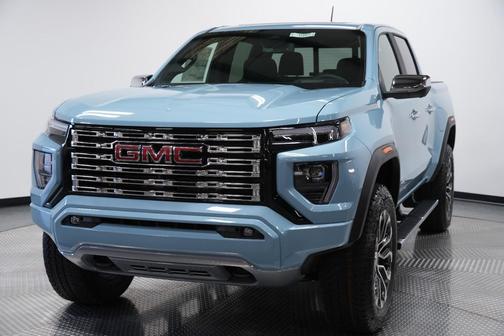 GAE GLACIER METALLIC 2026 GMC Canyon Denali