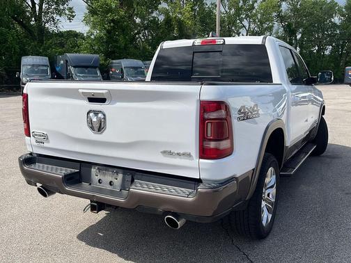 Ivory White Tri-Coat Pearlcoat 2020 RAM 1500 Longhorn