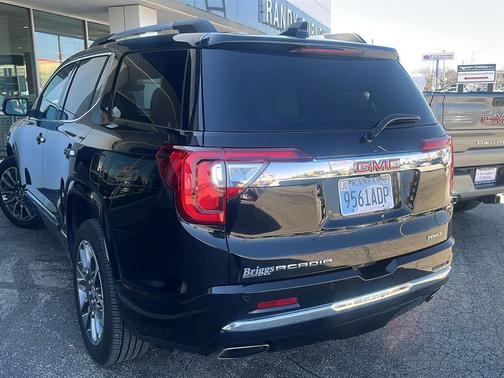 2020 GMC Acadia Denali