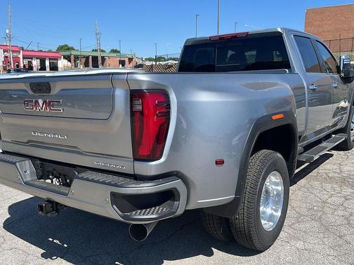 Sterling Metallic 2026 GMC Sierra 3500 Denali