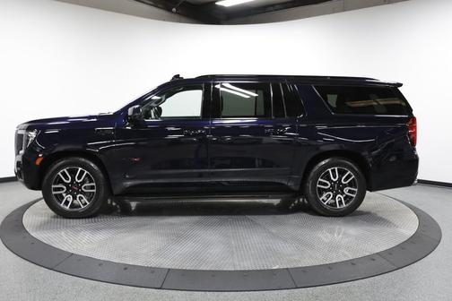 2023 GMC Yukon XL 4WD AT4