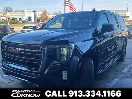 2023 GMC Yukon XL 4WD AT4