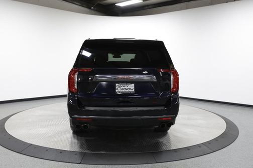 2023 GMC Yukon XL 4WD AT4