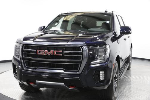 2023 GMC Yukon XL 4WD AT4