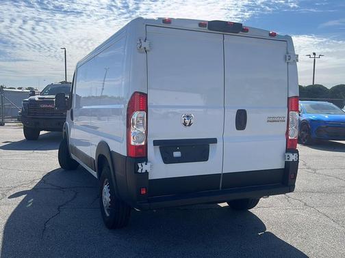 Bright White Clearcoat 2025 RAM ProMaster 2500 Tradesman
