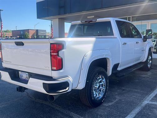 Summit White 2024 Chevrolet Silverado 2500 LTZ