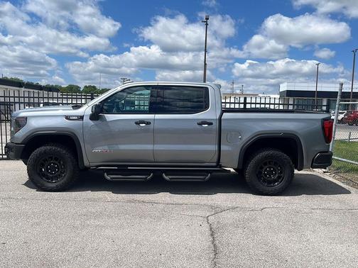 Sterling Metallic 2024 GMC Sierra 1500 AT4X