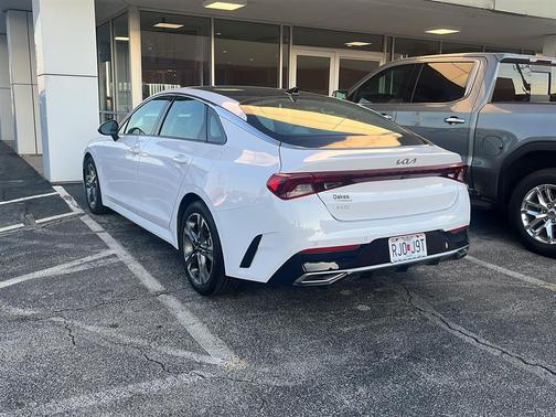 2023 Kia K5 EX