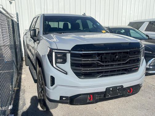 Thunderstorm Gray 2025 GMC Sierra 1500 AT4