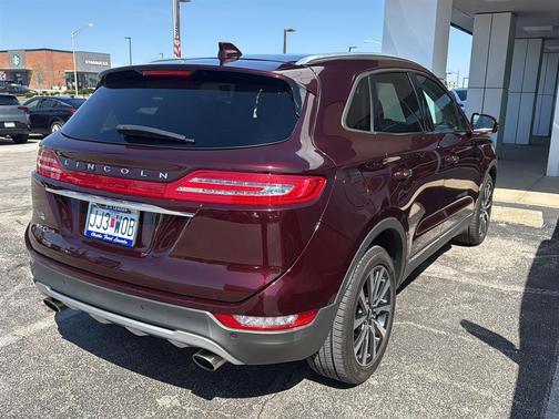 Burgundy Velvet Metallic Tinted Clearcoat 2019 Lincoln MKC Reserve