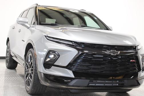 Sterling Gray Metallic 2024 Chevrolet Blazer RS