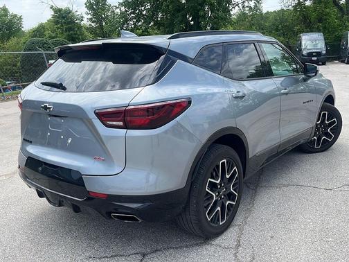 Sterling Gray Metallic 2024 Chevrolet Blazer RS