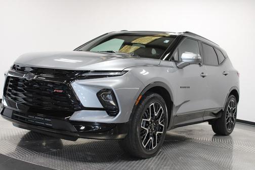 Sterling Gray Metallic 2024 Chevrolet Blazer RS