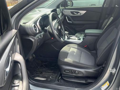 Sterling Gray Metallic 2023 Chevrolet Blazer 2LT