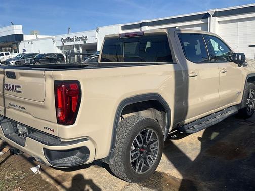 2022 GMC Sierra 1500 AT4