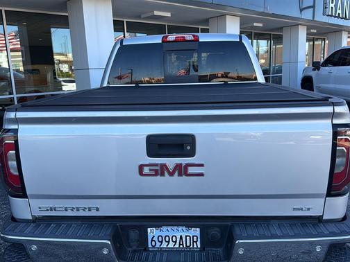 2017 GMC Sierra 1500 SLT