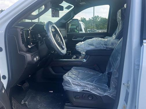 2025 GMC Sierra 2500 SLT
