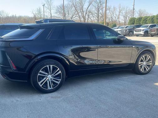 2024 Cadillac LYRIQ Luxury