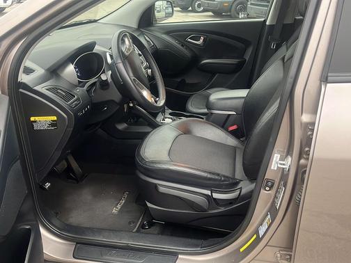 2012 Hyundai TUCSON GLS