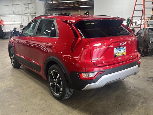2025 Kia Niro EX
