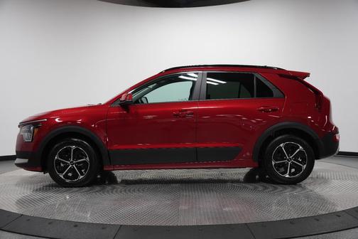 2025 Kia Niro EX
