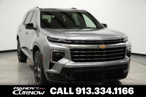 Sterling Gray Metallic 2025 Chevrolet Traverse High Country
