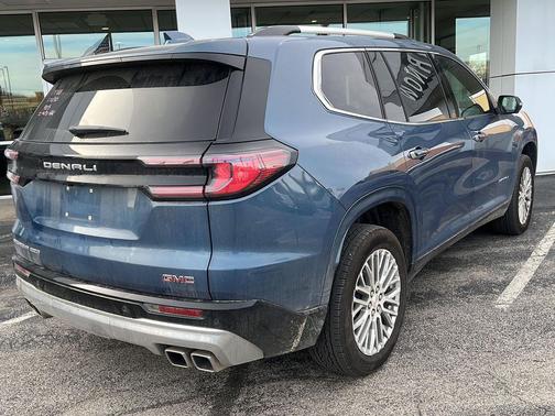 2025 GMC Acadia Denali