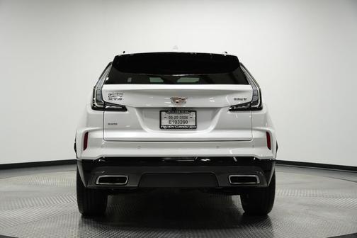 Crystal White Tricoat 2024 Cadillac XT4 Sport