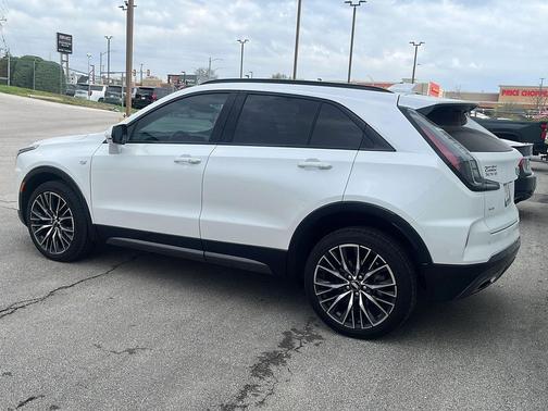 2024 Cadillac XT4 Sport