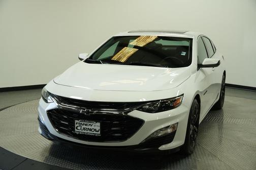 Summit White 2025 Chevrolet Malibu FWD 1LT