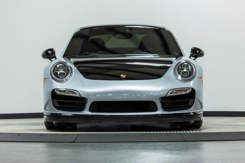 2016 Porsche 911 Turbo
