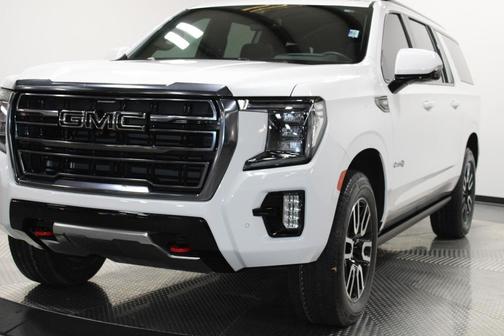 2023 GMC Yukon XL 4WD AT4