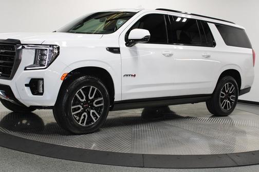 2023 GMC Yukon XL 4WD AT4