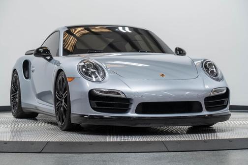 2016 Porsche 911 Turbo
